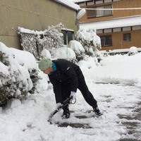 東京都福生市　雪かき　Y様
